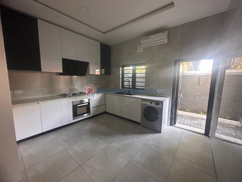 4 bedroom Terrace For Rent Victoria Island Lagos - 5