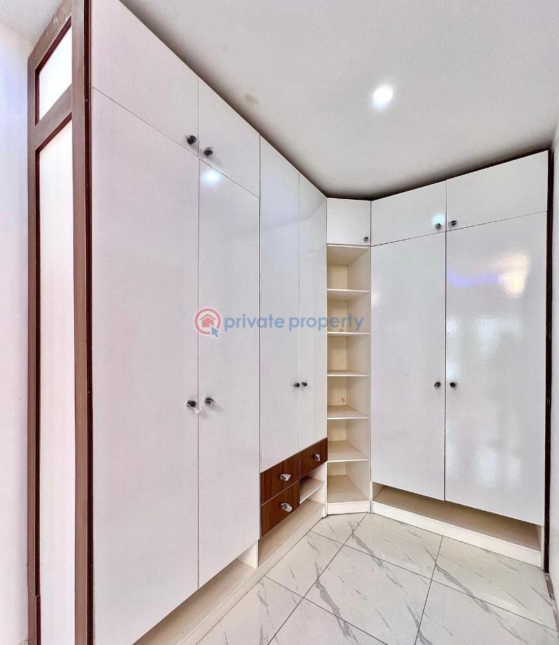 4 bedroom Townhouse For Sale Chevron Drive Lekki Lagos - 4