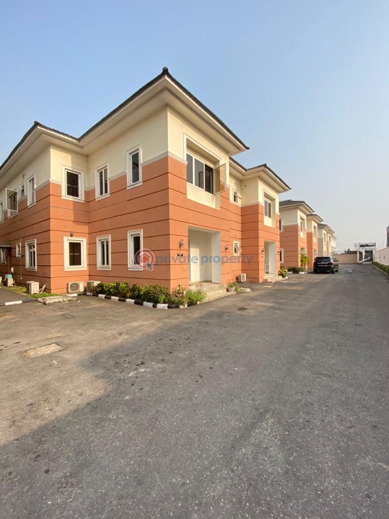 Fully serviced 4 bedroom with bq - 2 4 bedroom Semi detached Duplex For Rent Off Admiralty Lekki Phase 1 Lagos - 2