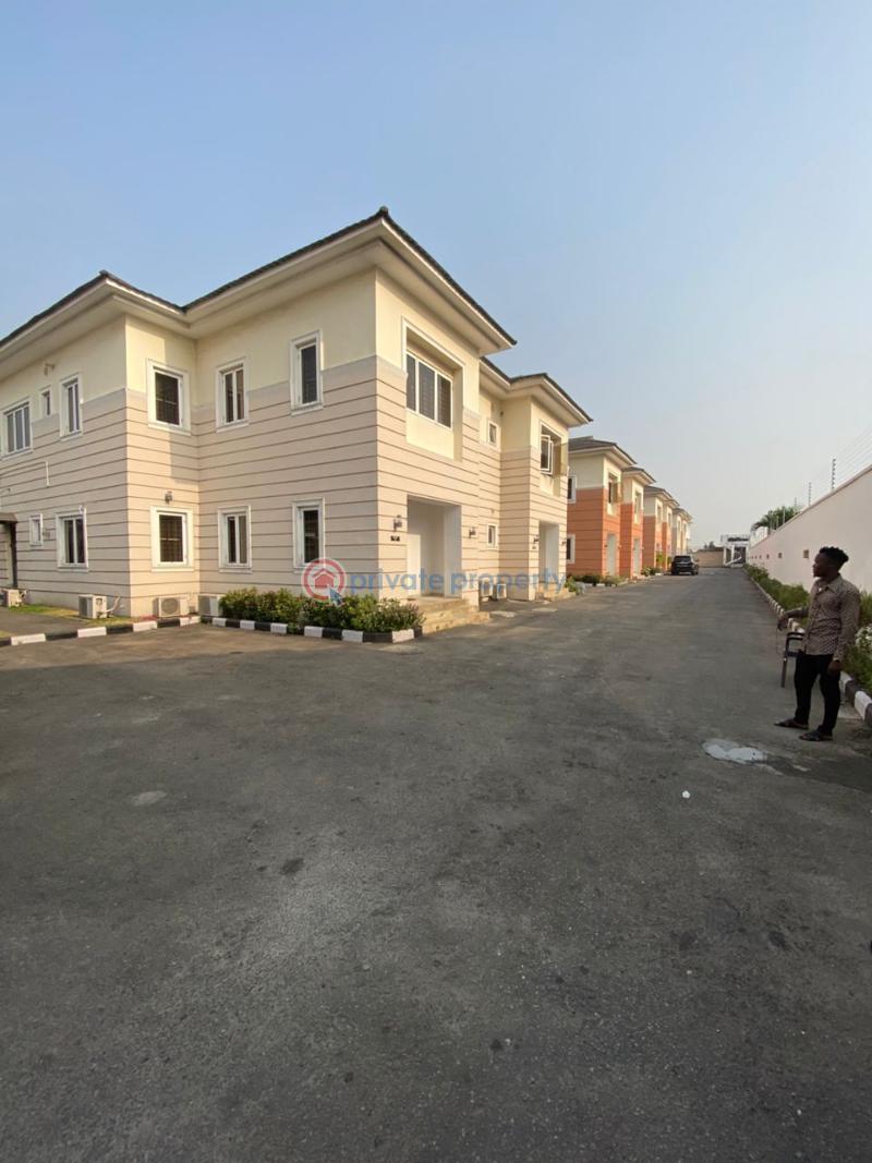 Fully serviced 4 bedroom with bq - 1 4 bedroom Semi detached Duplex For Rent Off Admiralty Lekki Phase 1 Lagos - 1