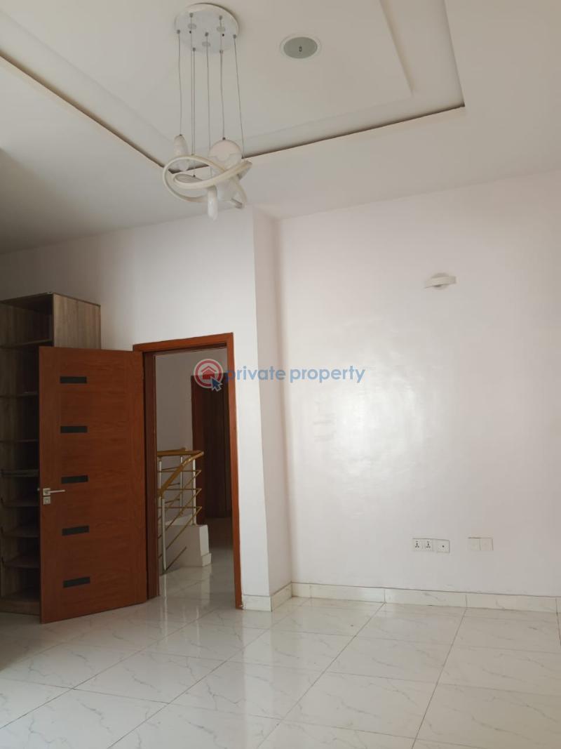 4 bedroom Semi detached Duplex For Rent Ikota Lekki Lagos - 1