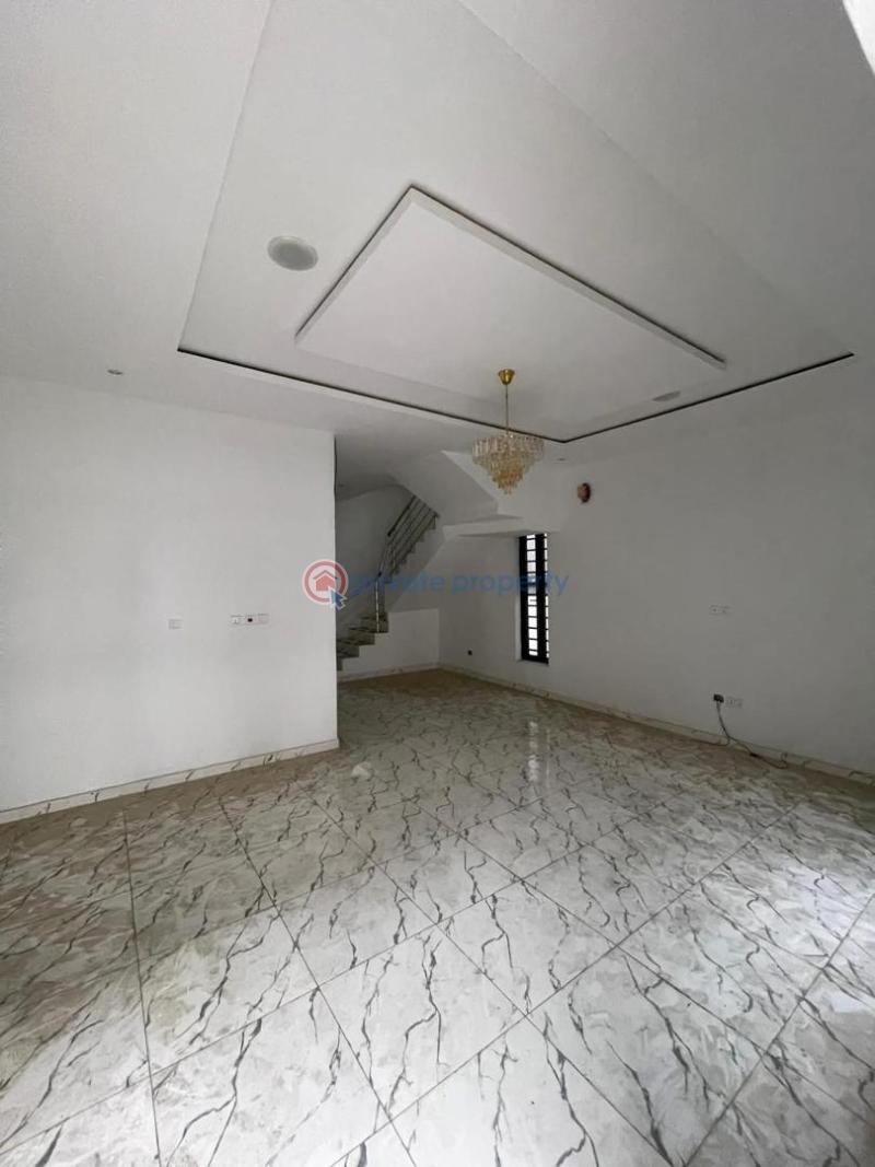 House For Sale Orchid Before The Roundabout Along Lekki Expressway Lagos - 8