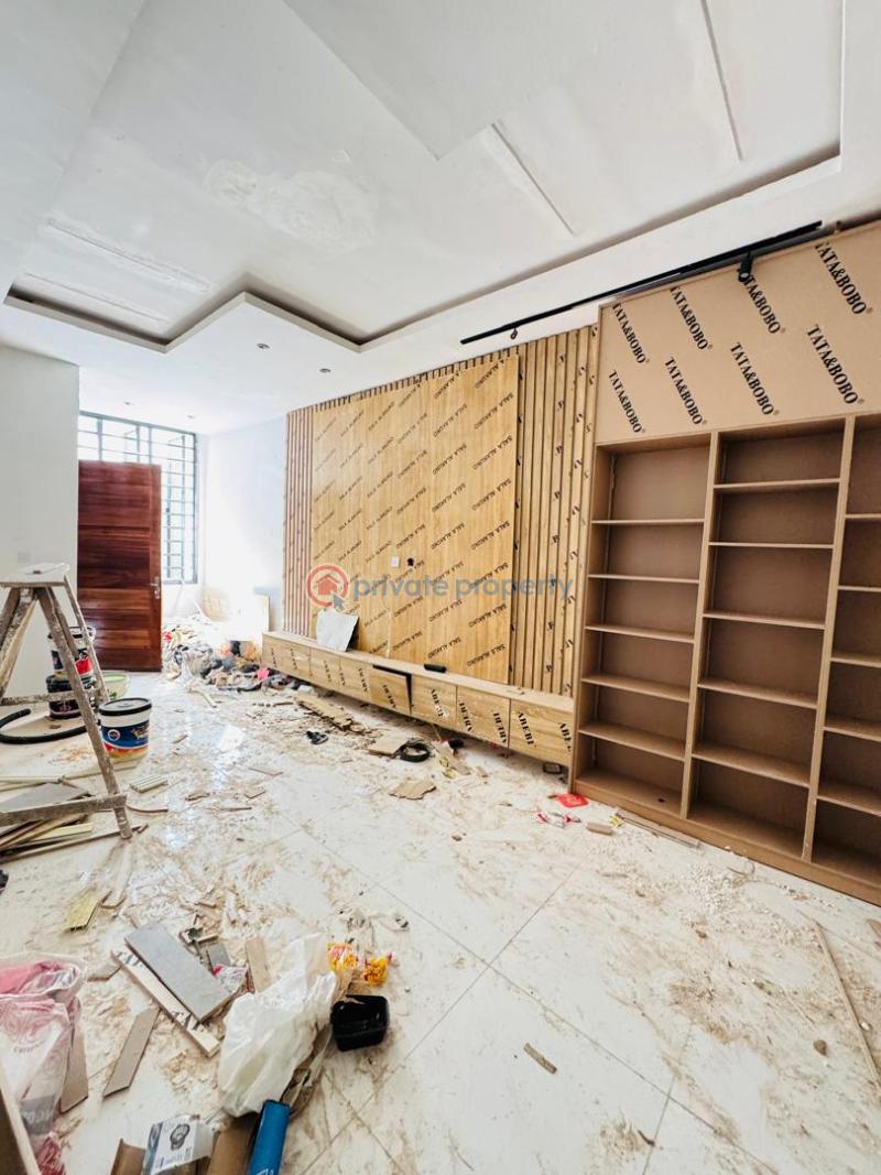 2 bedroom Block Of Flats For Rent Ologolo Lekki Lagos Lekki Lagos - 1