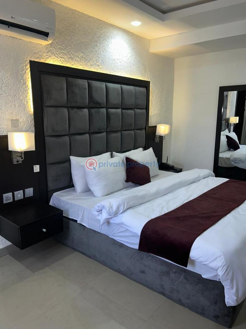 Fully serviced furnished 2 bedroom apartment on the ground floor - 1 2 bedroom Block Of Flats For Rent Victoria Island Lagos - 1