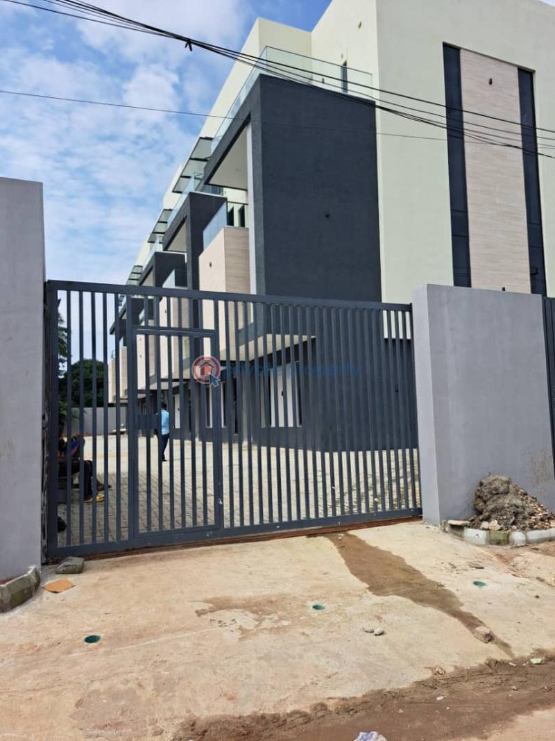 4 bedroom Duplex For Sale Adeyemi Lawson, Ikoyi Lagos - 3