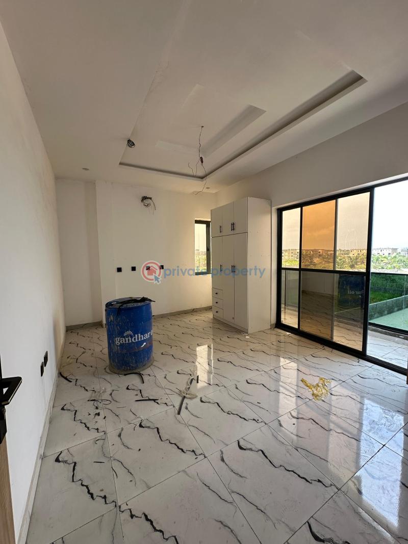 Fully serviced luxury spacious 2 bedroom apartment with swimming pool and gym - 14 2 bedroom House For Sale Ajah Lagos - 14