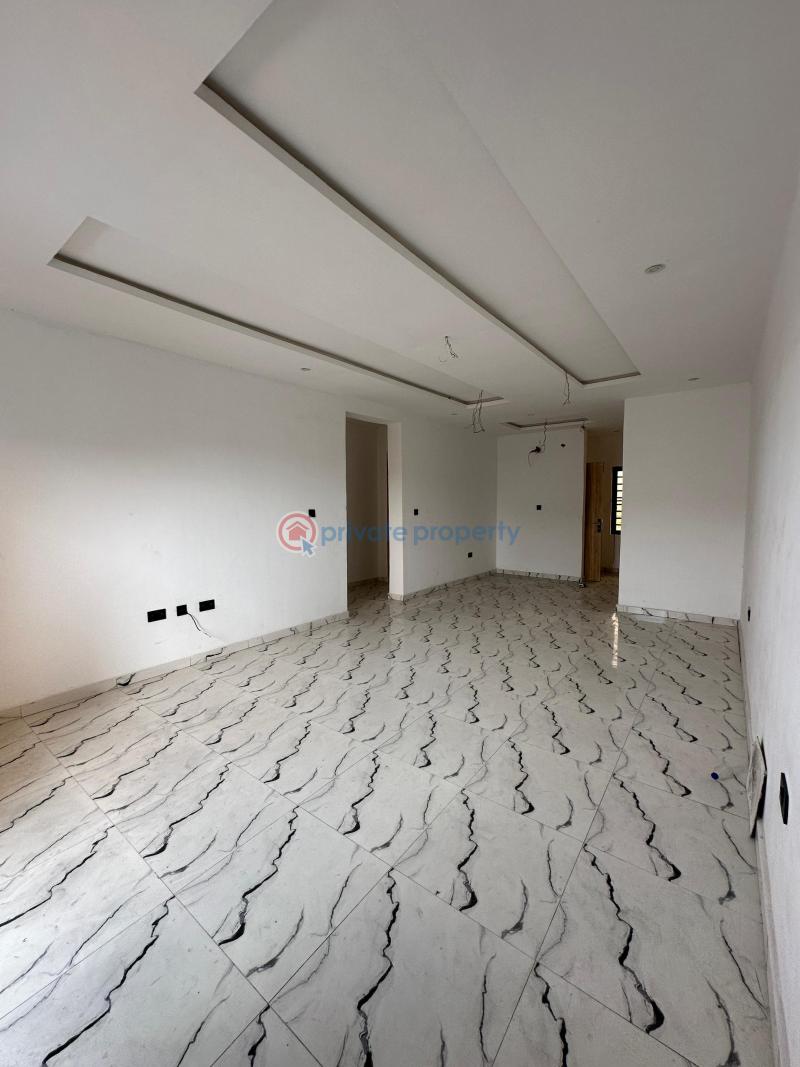 Fully serviced luxury spacious 2 bedroom apartment with swimming pool and gym - 6 2 bedroom House For Sale Ajah Lagos - 6
