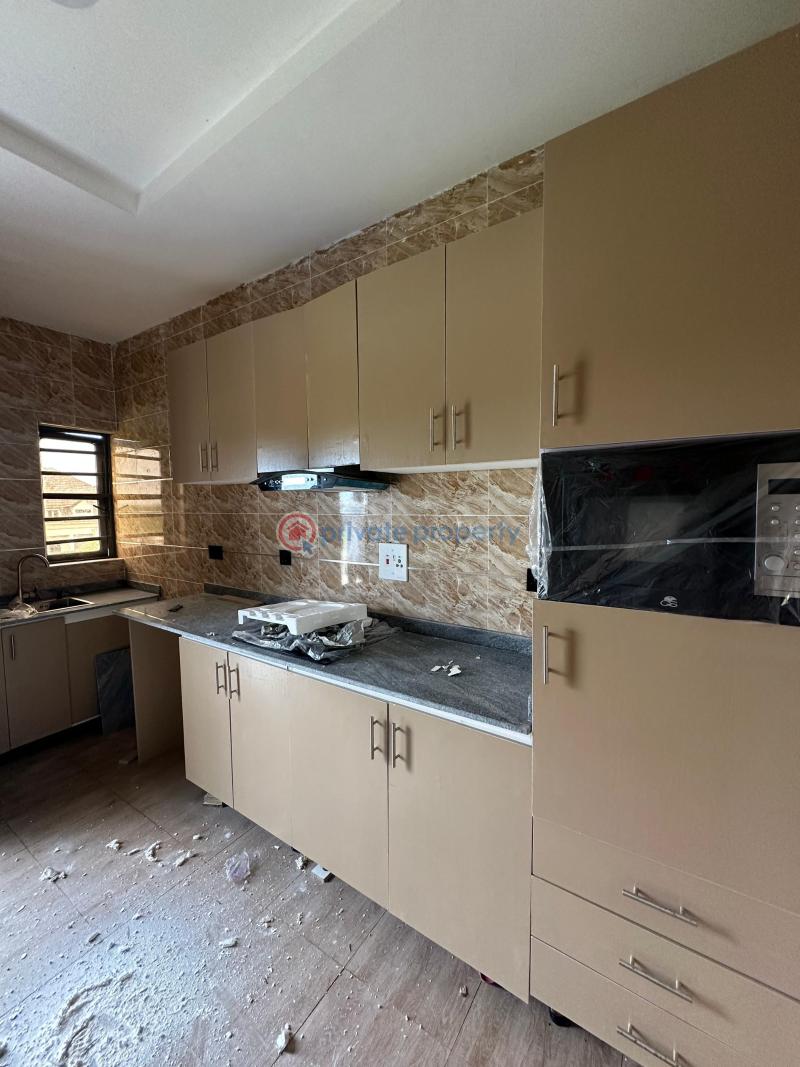Fully serviced luxury spacious 2 bedroom apartment with swimming pool and gym - 10 2 bedroom House For Sale Ajah Lagos - 10