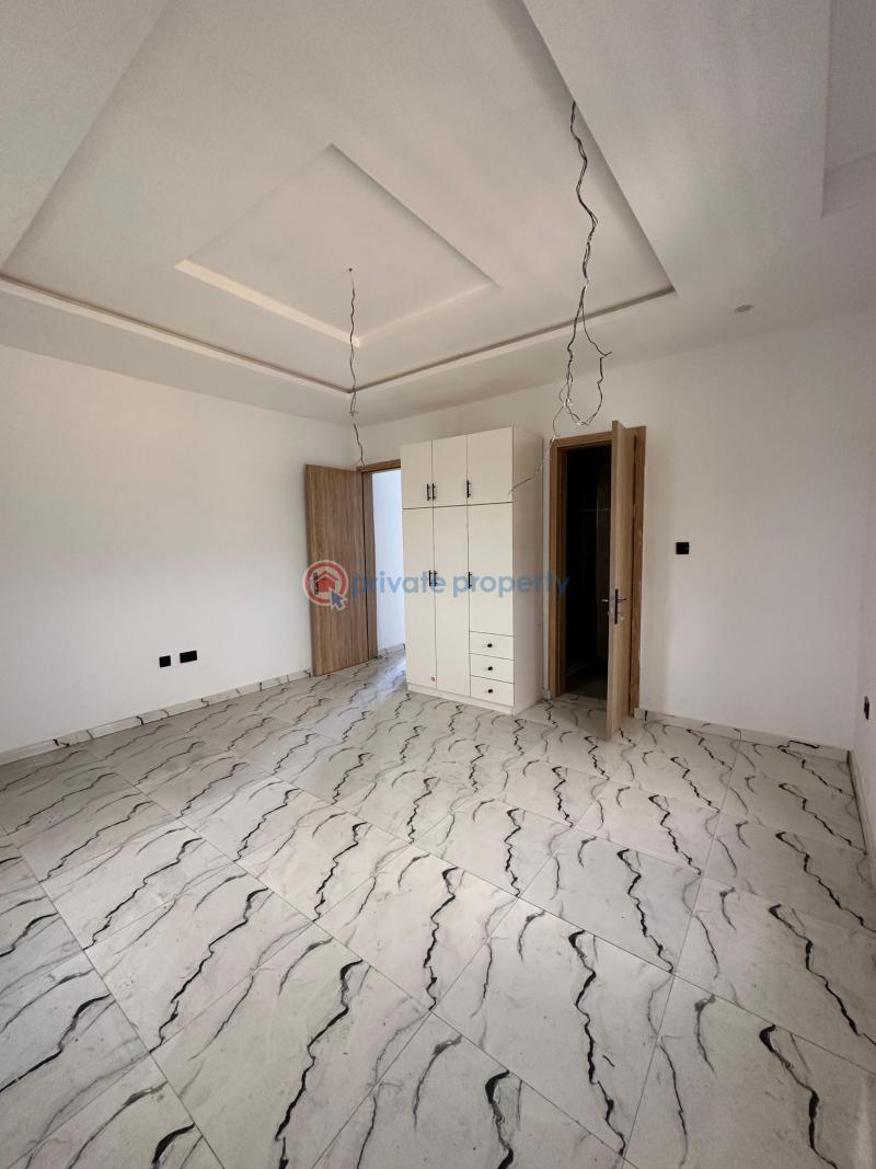 Fully serviced luxury spacious 2 bedroom apartment with swimming pool and gym - 16 2 bedroom House For Sale Ajah Lagos - 16