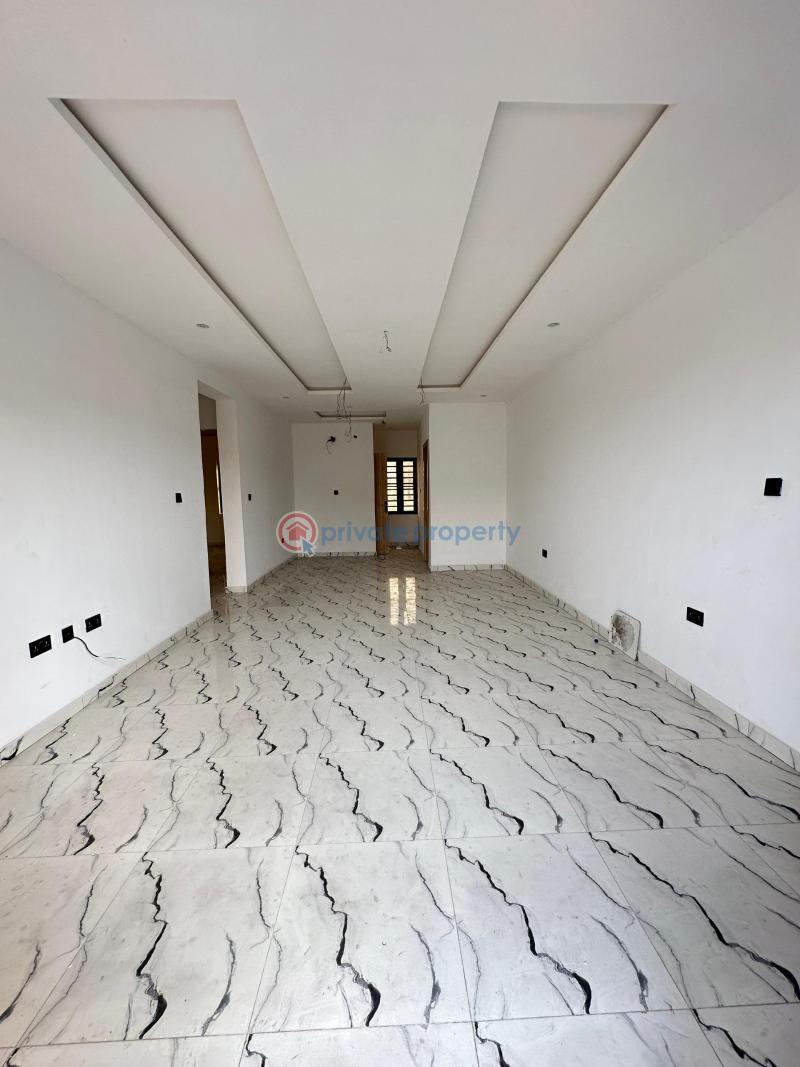 Fully serviced luxury spacious 2 bedroom apartment with swimming pool and gym - 4 2 bedroom House For Sale Ajah Lagos - 4