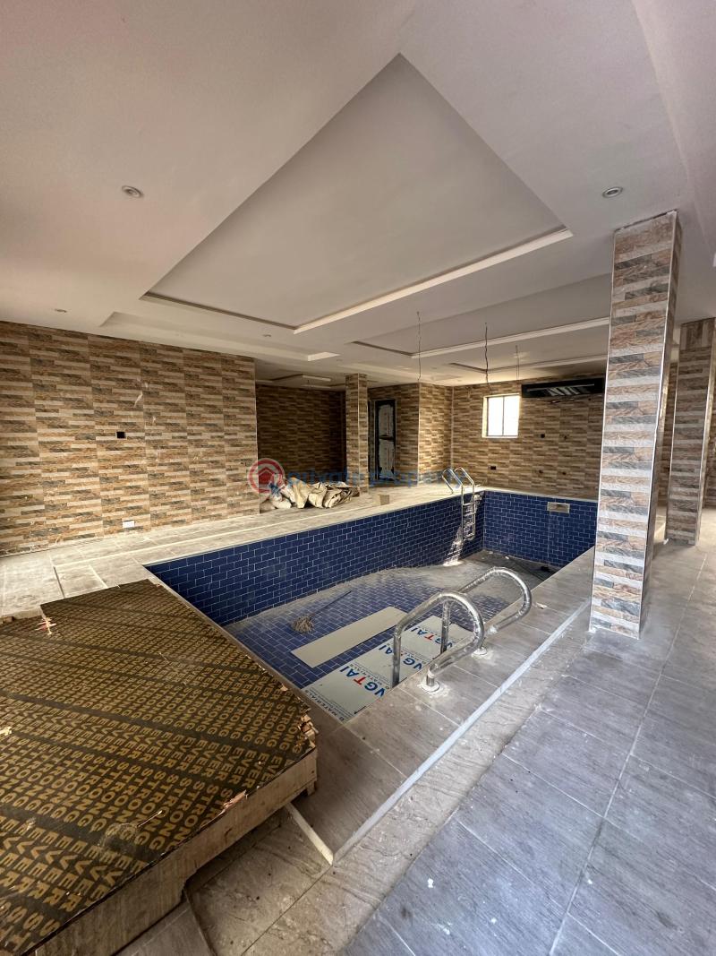 Fully serviced luxury spacious 2 bedroom apartment with swimming pool and gym - 1 2 bedroom House For Sale Ajah Lagos - 1