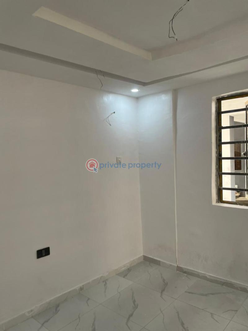 1 bedroom Mini Flat For Rent Osapa London Lekki Lagos - 4