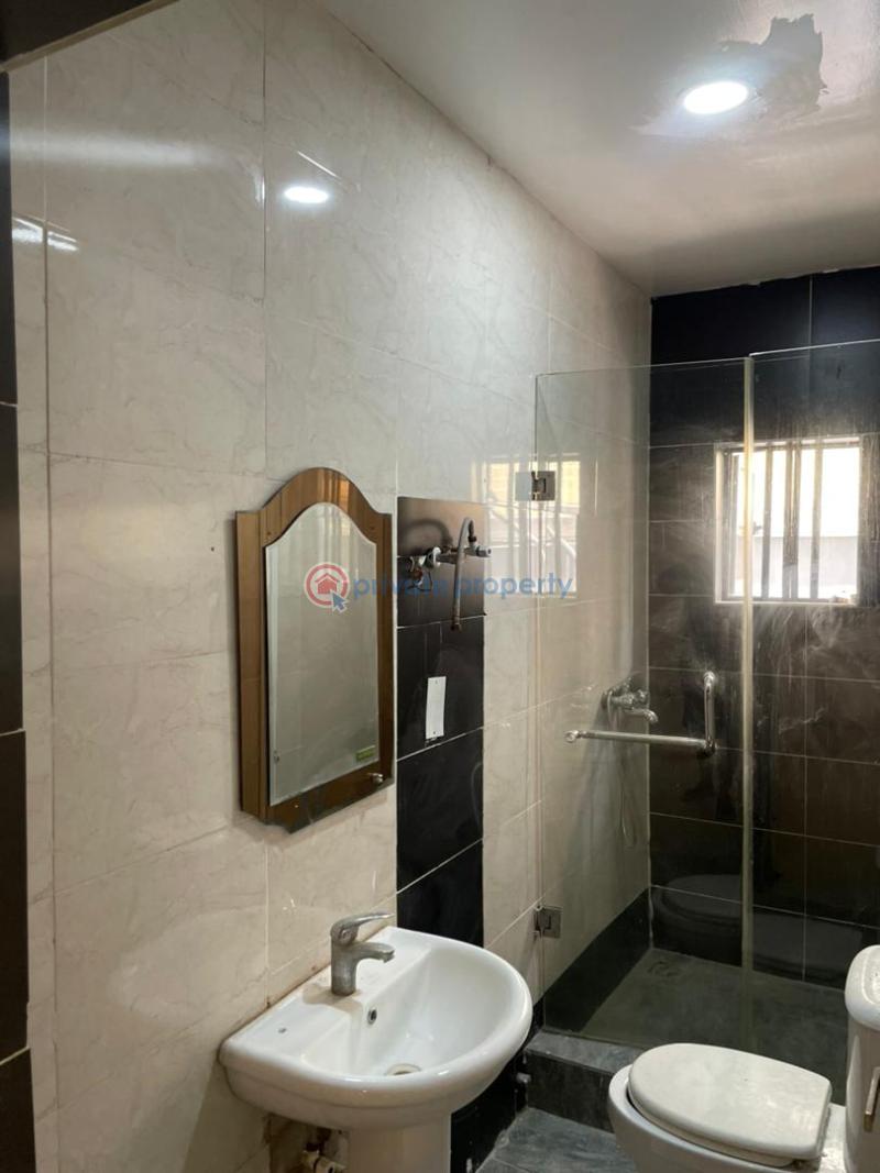 1 bedroom Mini Flat For Rent Osapa London Lekki Lagos - 7