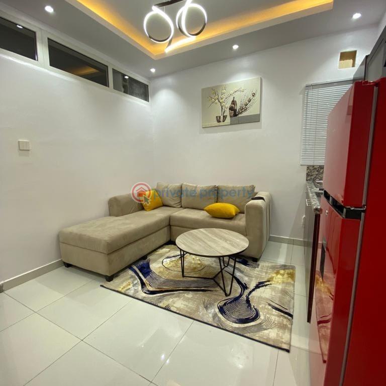 For rent House Street, Off Admiralty Way, Lekki Phase 1 Lekki Lagos