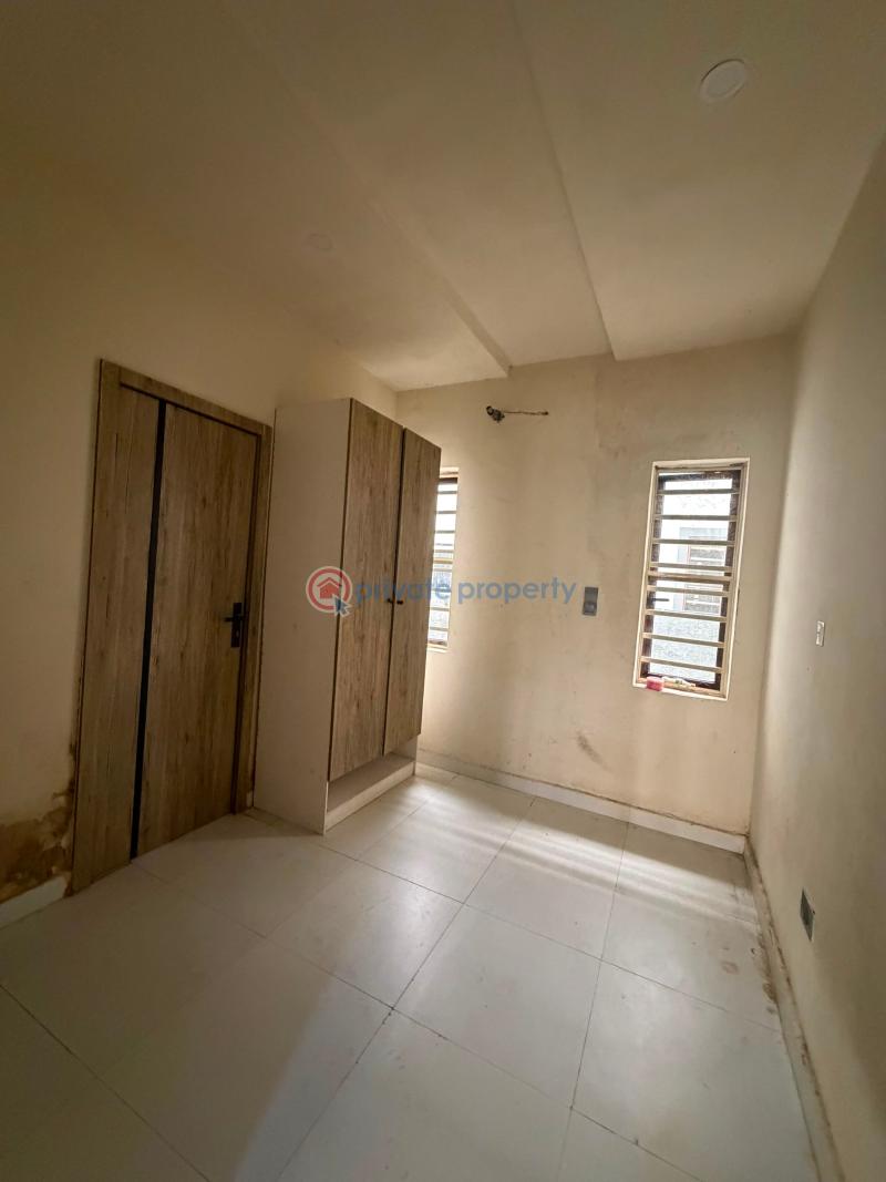 1 bedroom Mini Flat For Rent Royal Pine Estate Gate 1 Lekki Lagos - 1