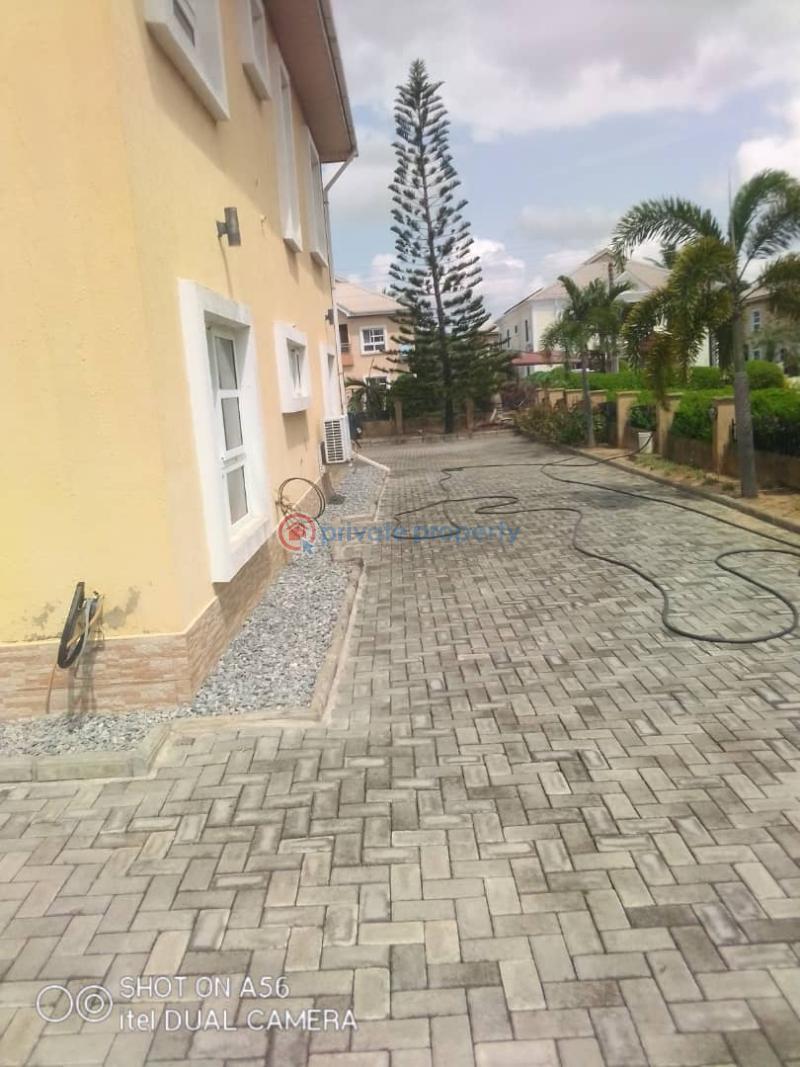 1 bedroom Room or Boys Quarter For Rent Northern Foreshore Chevron Drive Lekki Lagos - 8