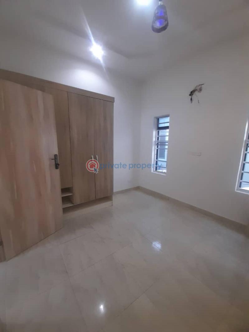 1 bedroom Shared Apartment For Rent Riverstone Estate\royal Pine Estate,orchid Road Lafiaji Lekki Lagos - 1
