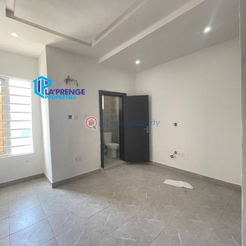 4 bedroom Semi detached Duplex For Sale Abraham Adesonya Lekki Phase 2 Lagos - 15