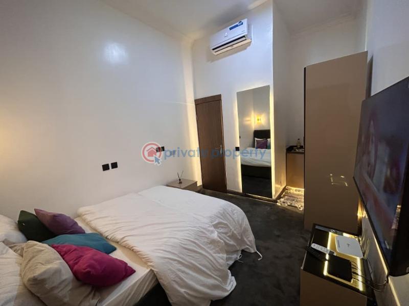 1 bedroom Self Contain For Rent Off Freedom Way Lekki Phase 1 Lagos - 4