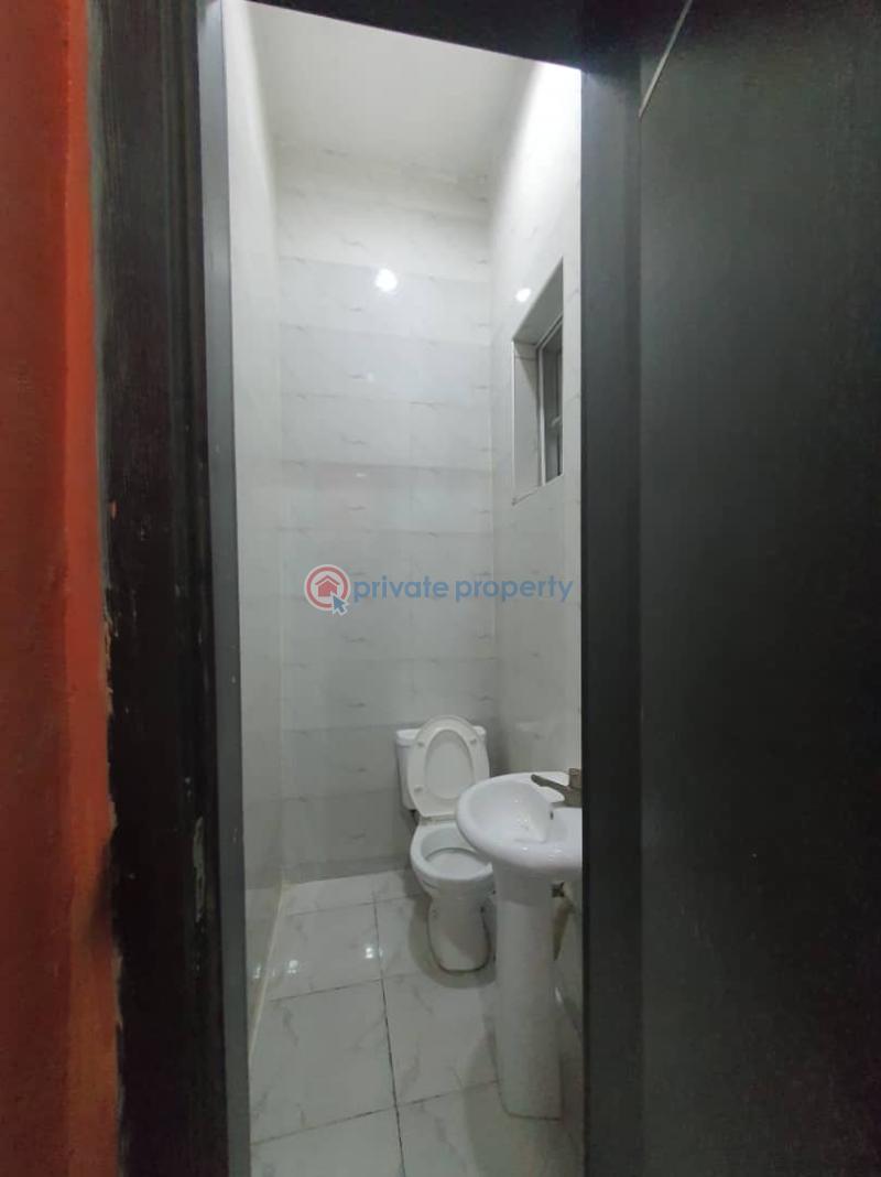 1 bedroom Mini Flat For Rent New Road Opposite Chevron Chevron Drive Lekki Lagos - 1