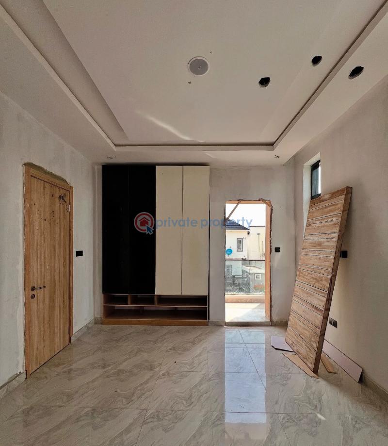 2 bedroom Block Of Flats For Sale Ikota Lekki Lagos - 8