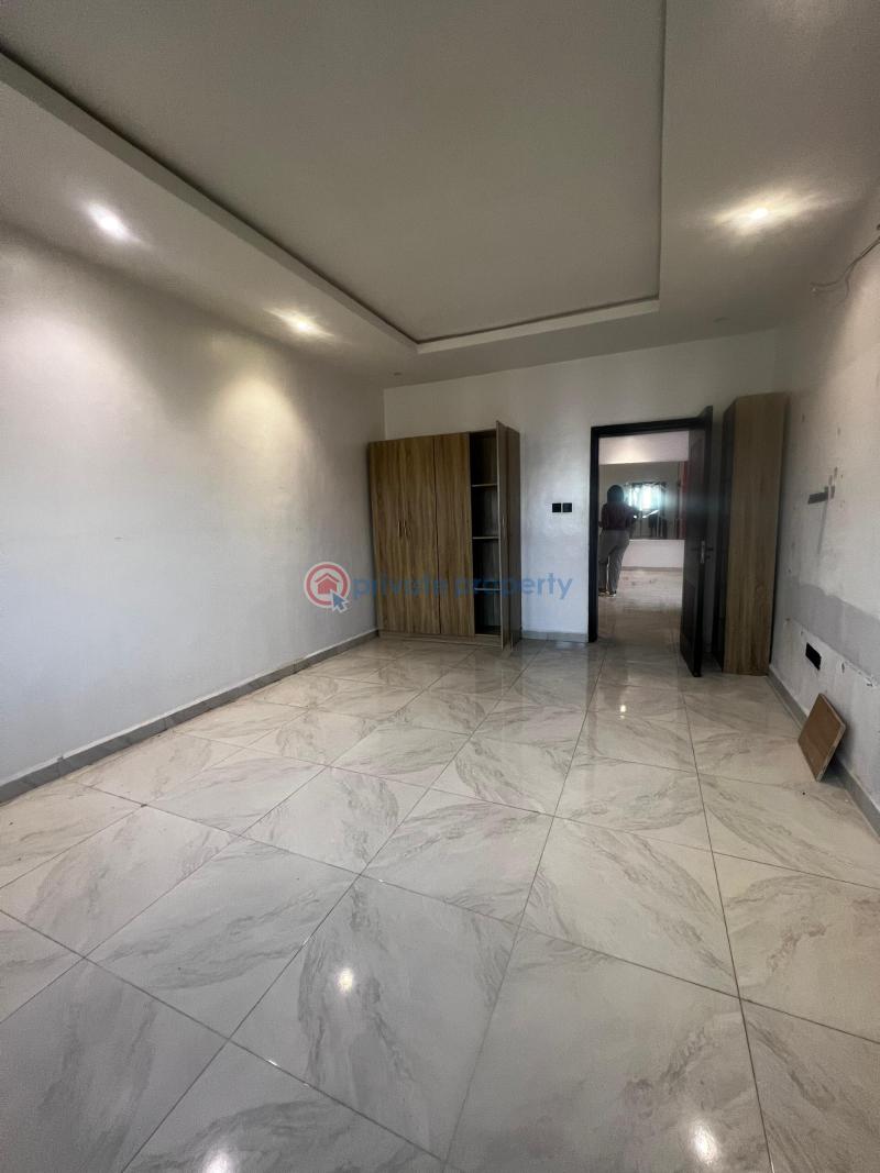 2 bedroom Flat & Apartment For Sale Off Freedom Way Lekki Phase 1 Lagos - 3