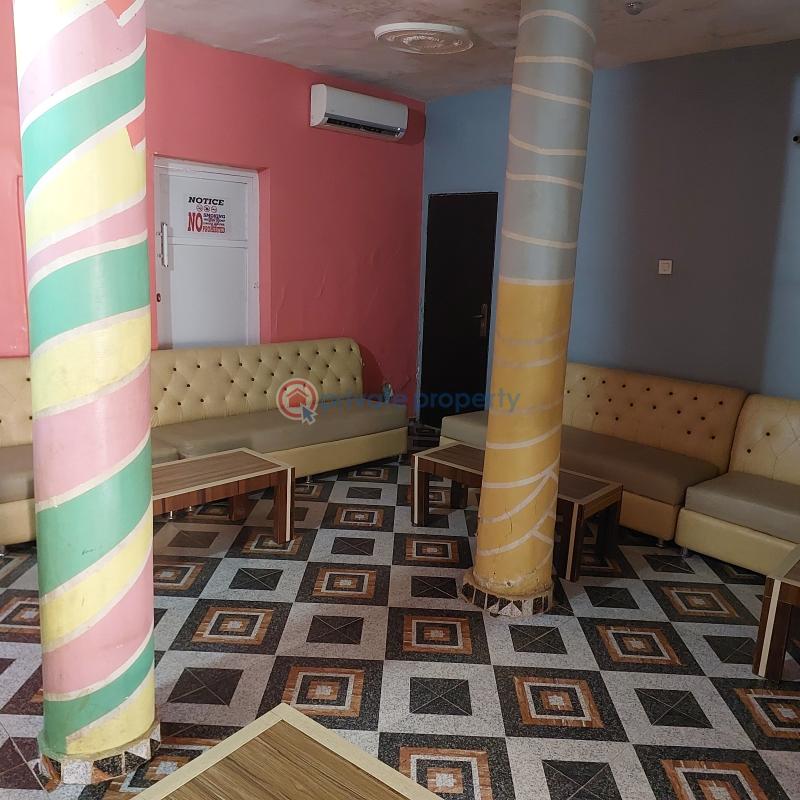 Functional hotel - 5 Hotel For Sale Alimosho Lagos - 5