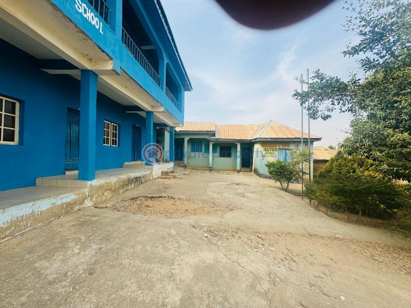 School For Sale One Man Village. Mararaba Abuja Phase 4  - 4