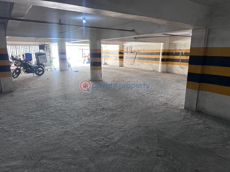 Mall/Complex/Plaza For Sale Orchid Road Lekki Expressway Lagos - 4