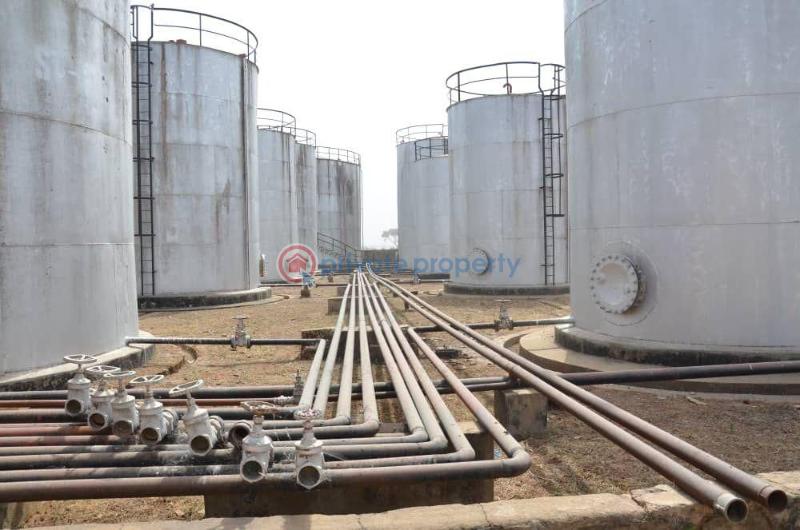 10 bedroom Tank Farm For Sale Near Kaduna Refinery, Chikun Lga, Kaduna State Kaduna South  - 0