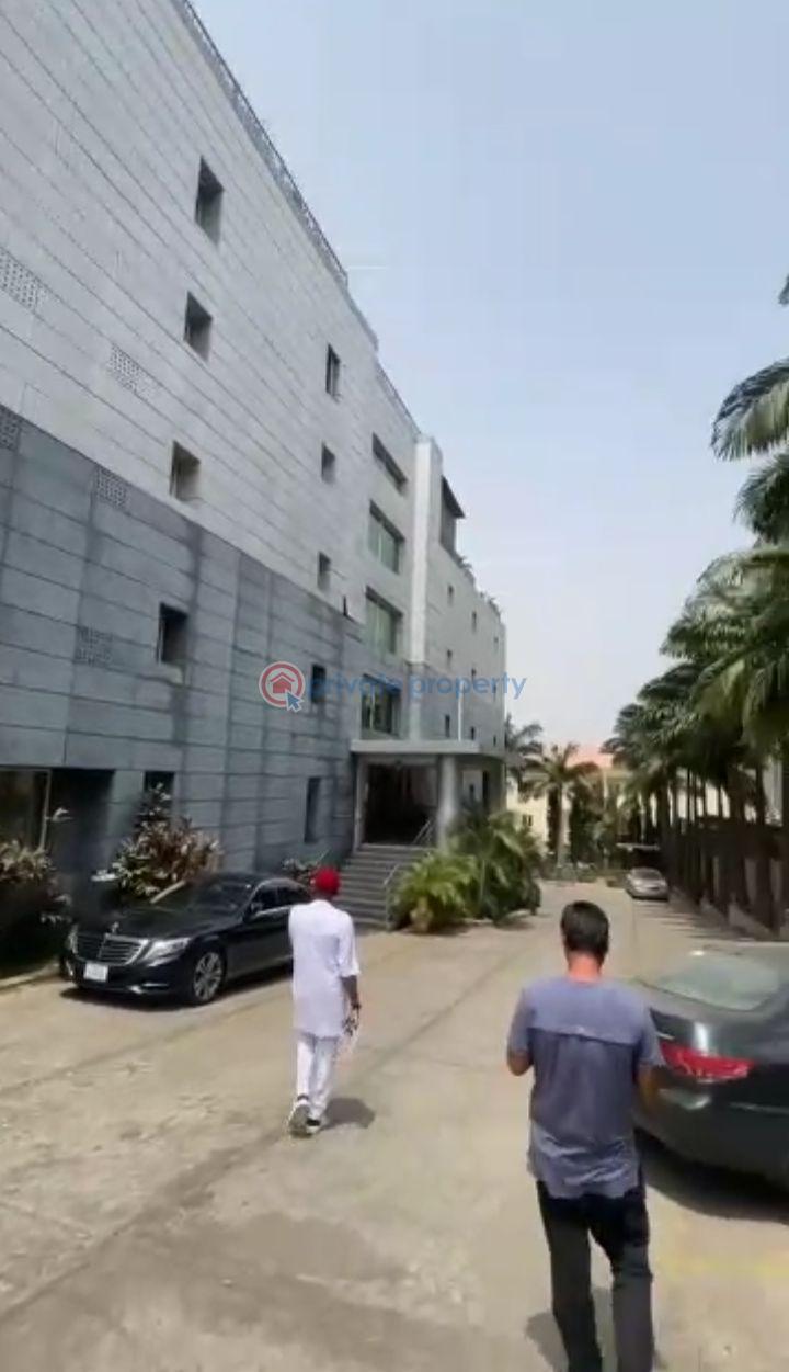 10 bedroom Hotel For Sale Wuze 4 Wuse Abuja Phase 1  - 0