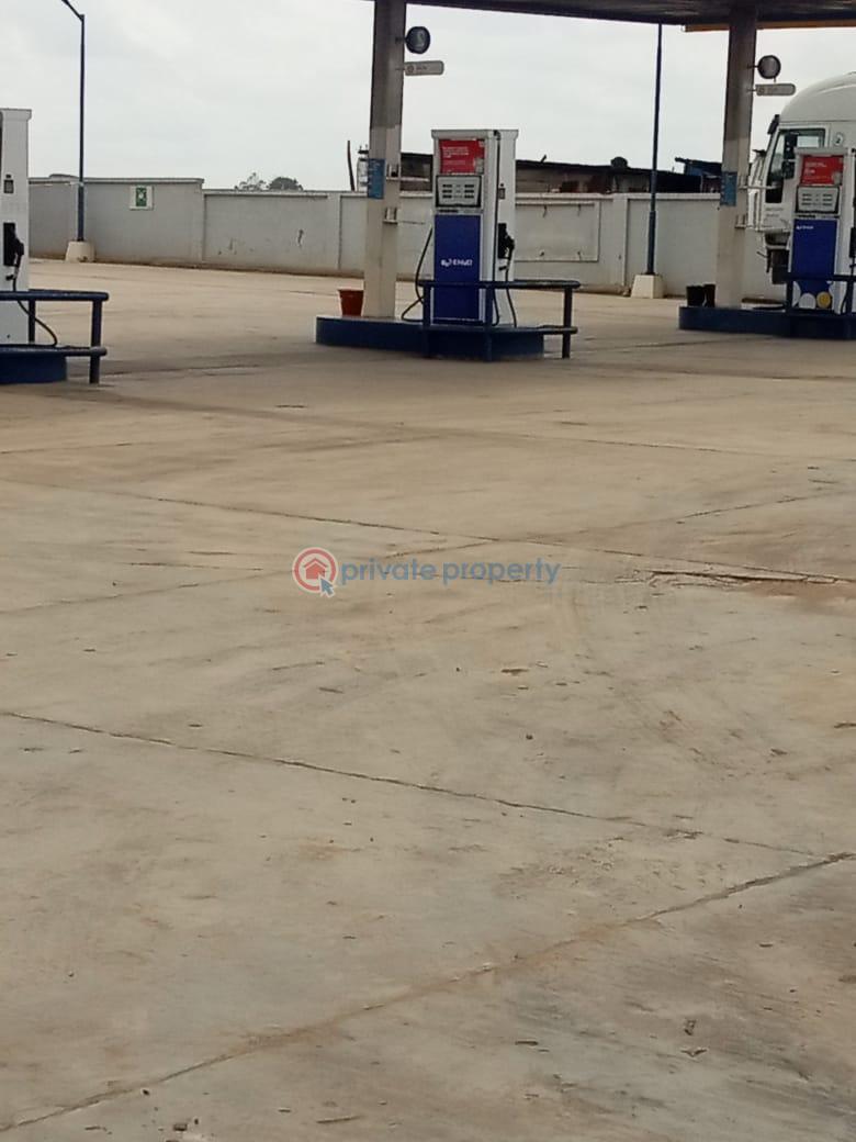 Filling Station For Sale Toll Gate, Ibadan Lagos Express Way Basorun Ibadan Oyo - 11