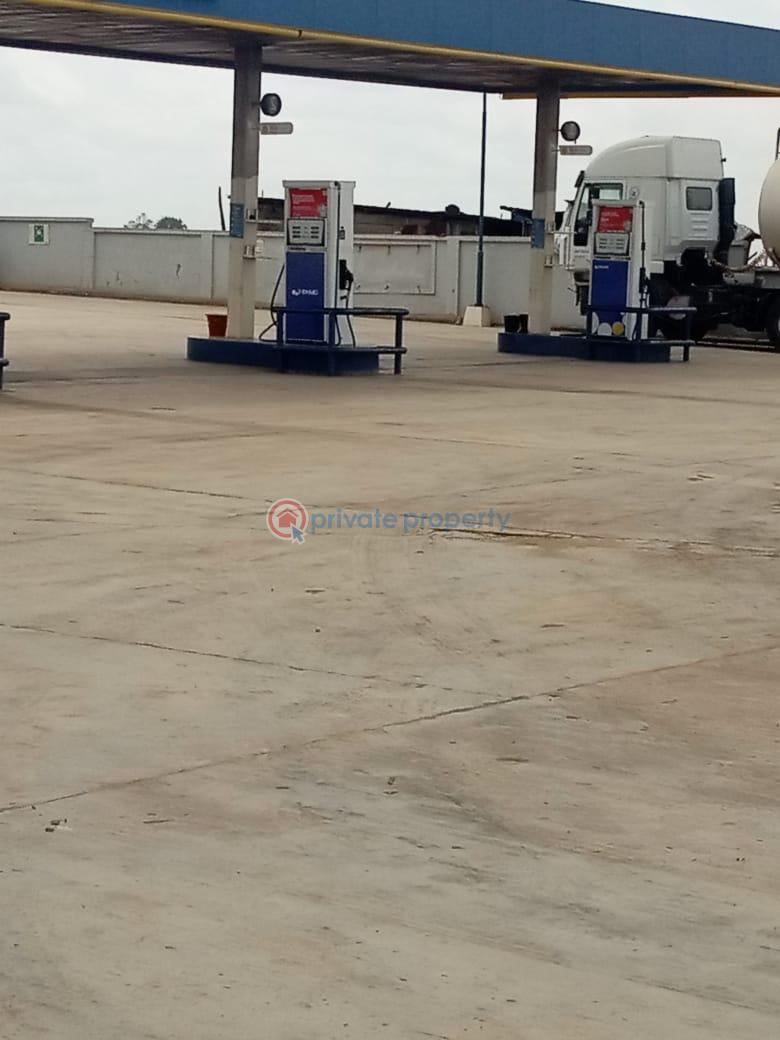 Filling Station For Sale Toll Gate, Ibadan Lagos Express Way Basorun Ibadan Oyo - 5
