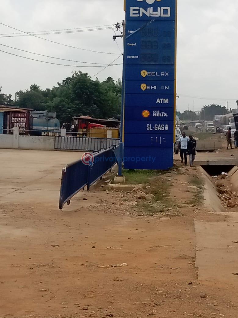 Filling Station For Sale Toll Gate, Ibadan Lagos Express Way Basorun Ibadan Oyo - 4