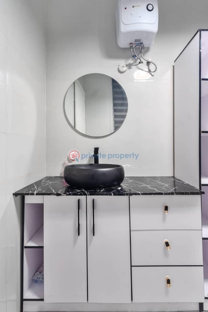 Funm lovely two bedroom - 2 2 bedroom Self Contain Short let Rock Drive, Off Bisola Durosinmi Etti Lekki Phase 1 Lagos - 2