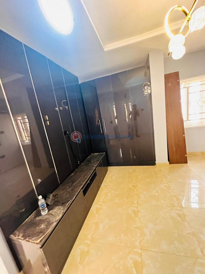 2 bedroom Block Of Flats For Sale Guzape Abuja Phase 1  - 18