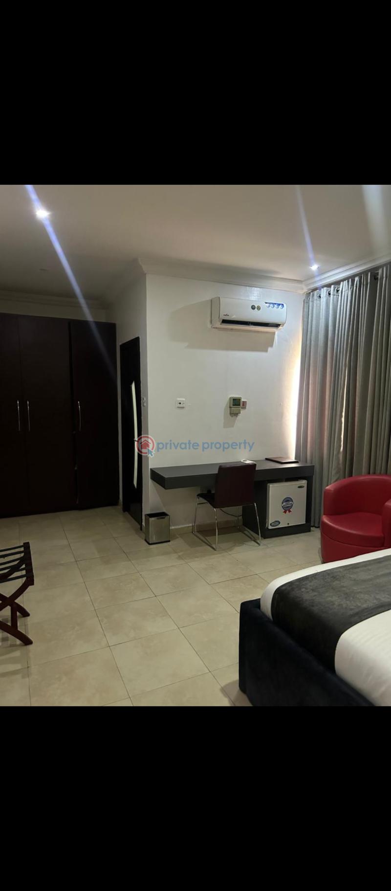 2 bedroom Block Of Flats For Rent Lekki Phase 1 Lagos - 2