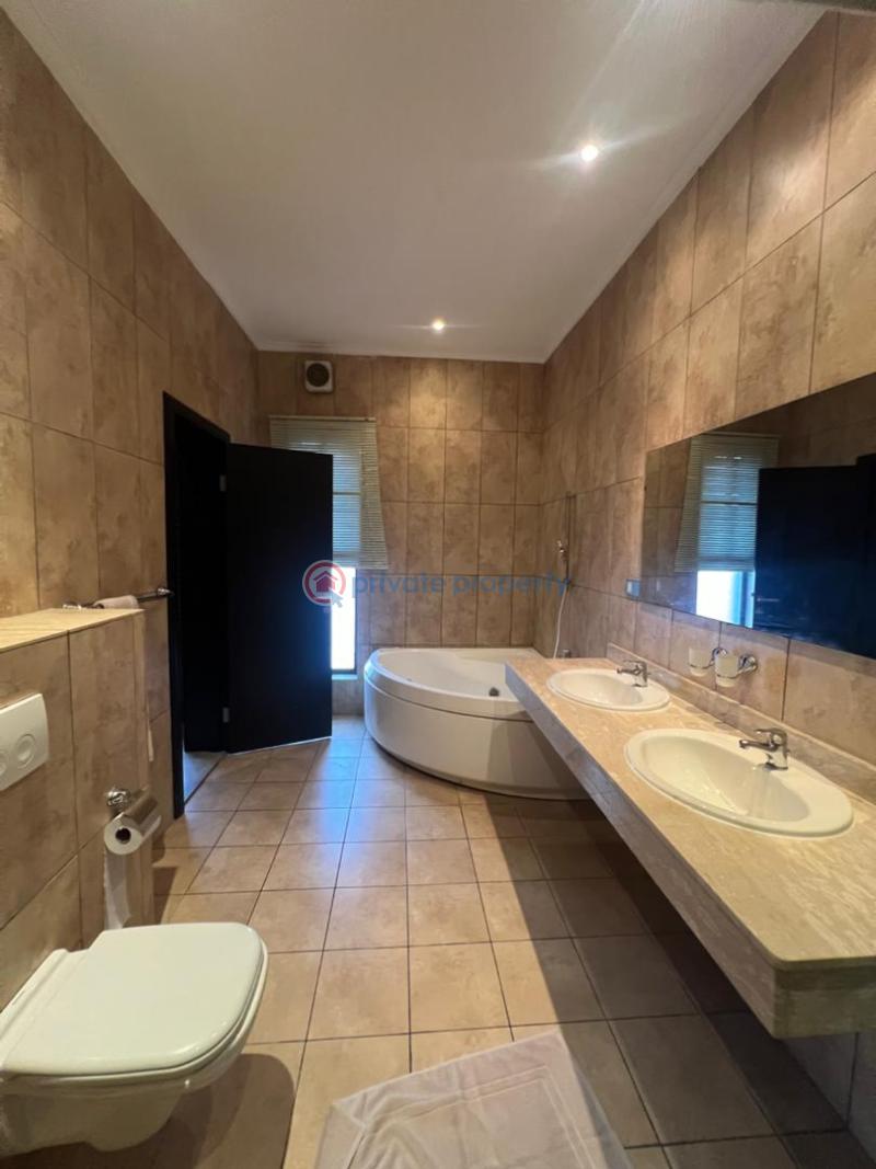 2 bedroom Block Of Flats For Rent Victoria Island Lagos - 8