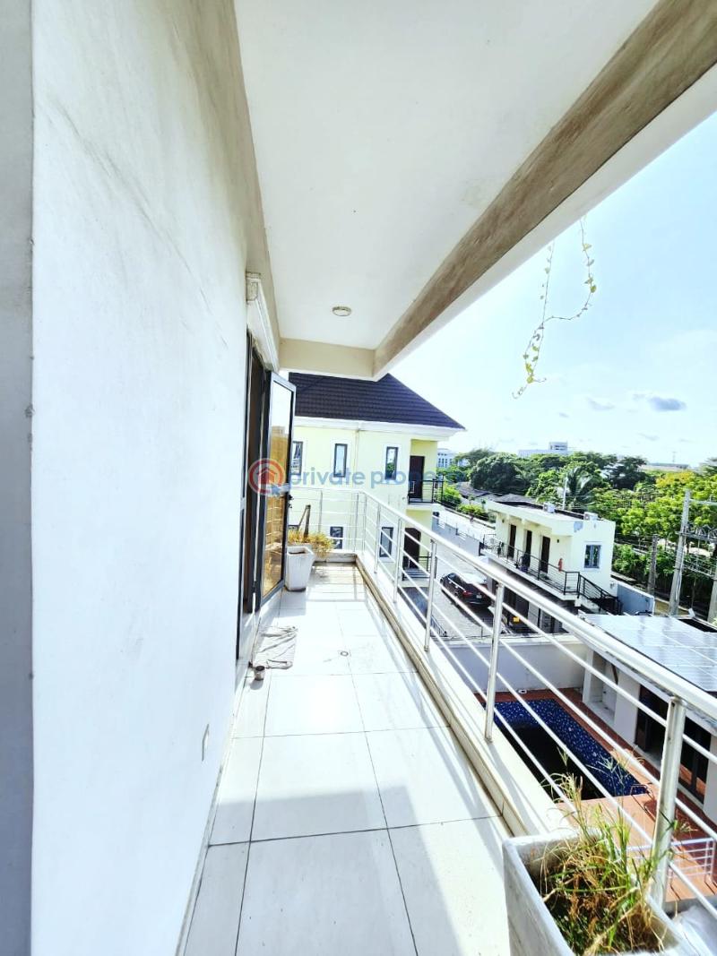 3 bedroom Flat & Apartment For Rent Lekki Right Lekki Phase 1 Lagos - 5