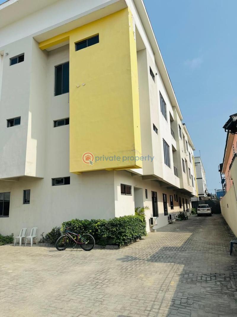 3 bedroom Block Of Flats For Rent Off Admiralty Way Lekki Phase 1 Lagos - 0