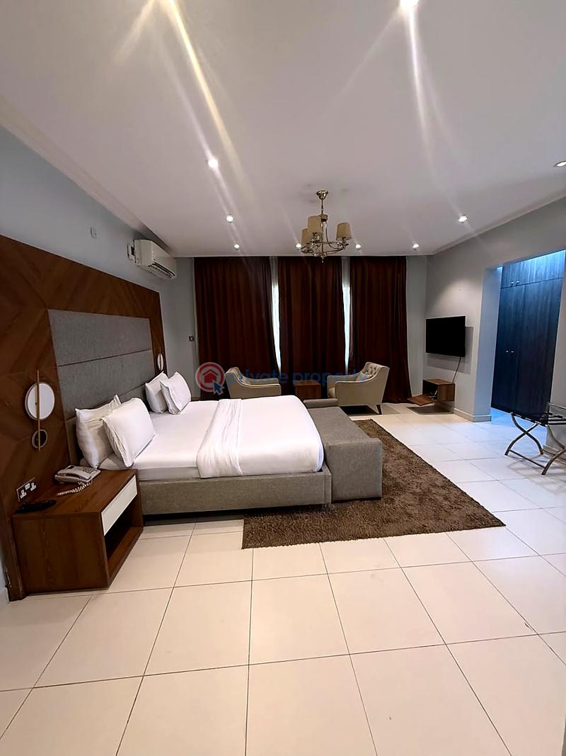 3 bedroom Flat & Apartment For Rent Victoria Island Lagos - 1