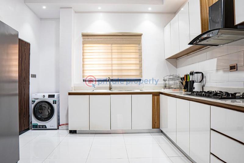 3 bedroom Block Of Flats For Rent Off Admiralty Way Lekki Phase 1 Lagos - 15