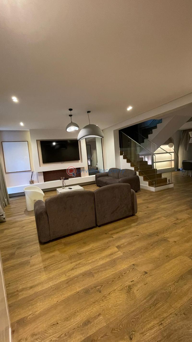 3 bedroom Maisonette For Rent Ikoyi Lagos - 1