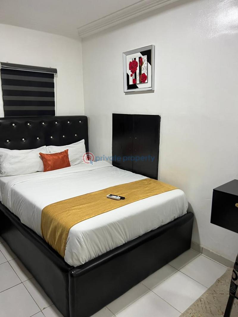 3 bedroom Mini Flat Short let Maryland, Lagos Mende Maryland Lagos - 1