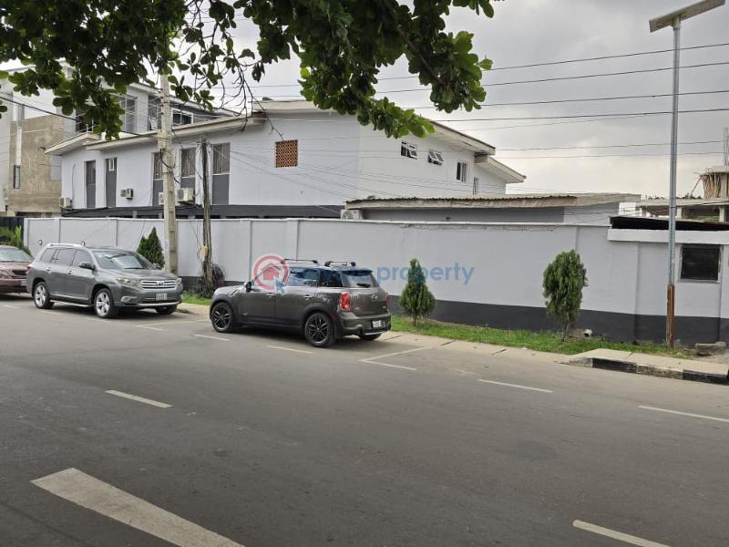 3 bedroom Flat & Apartment For Rent Oduduwa Crescent, Ikeja Lagos - 7