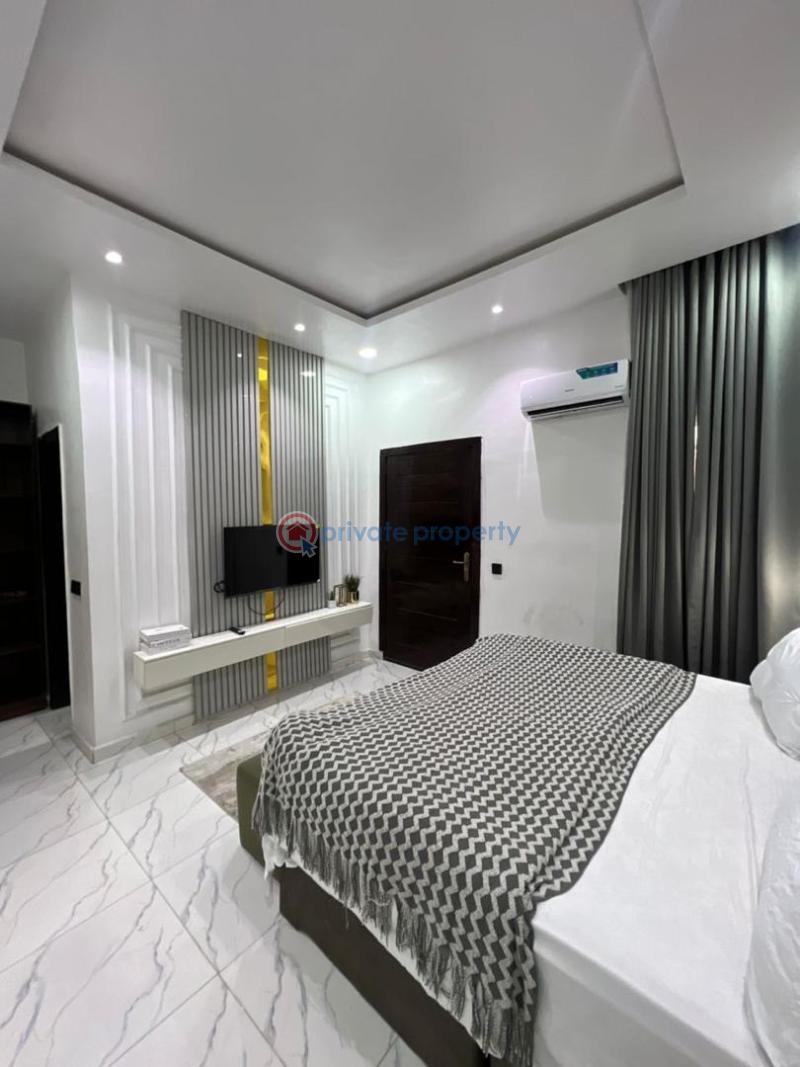 3 bedroom Block Of Flats For Sale Ologolo Lekki Lagos Jakande Lekki Lagos - 7