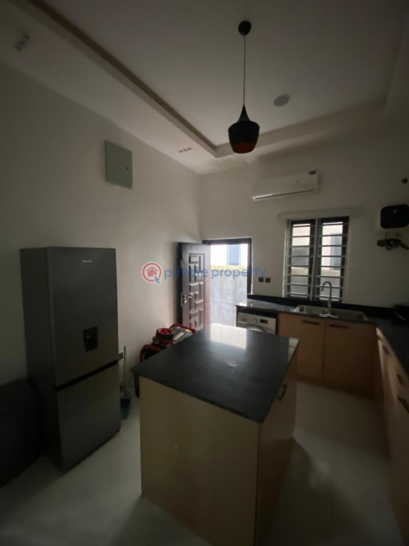 4 bedroom Semi detached Duplex For Sale Chevron Drive Lekki Lagos - 2