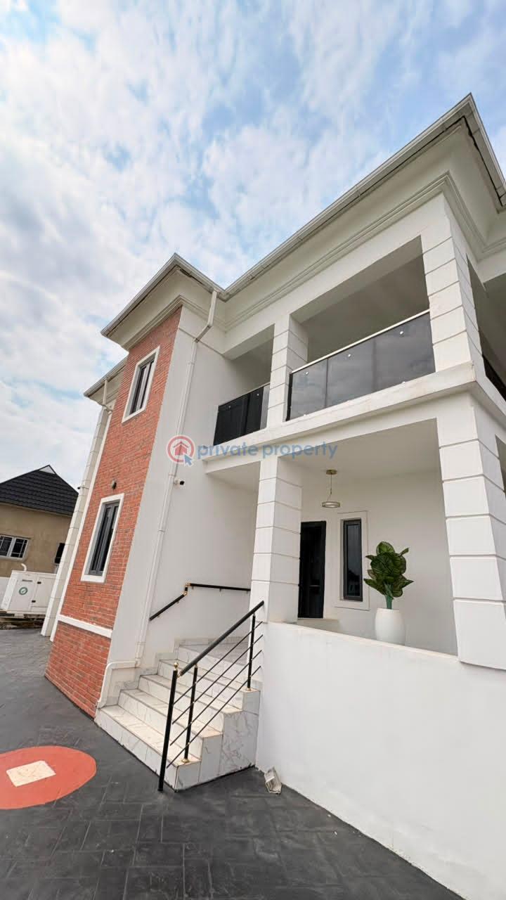 House For Rent At Lere Adigun Gra. Ibadan Oyo - 0