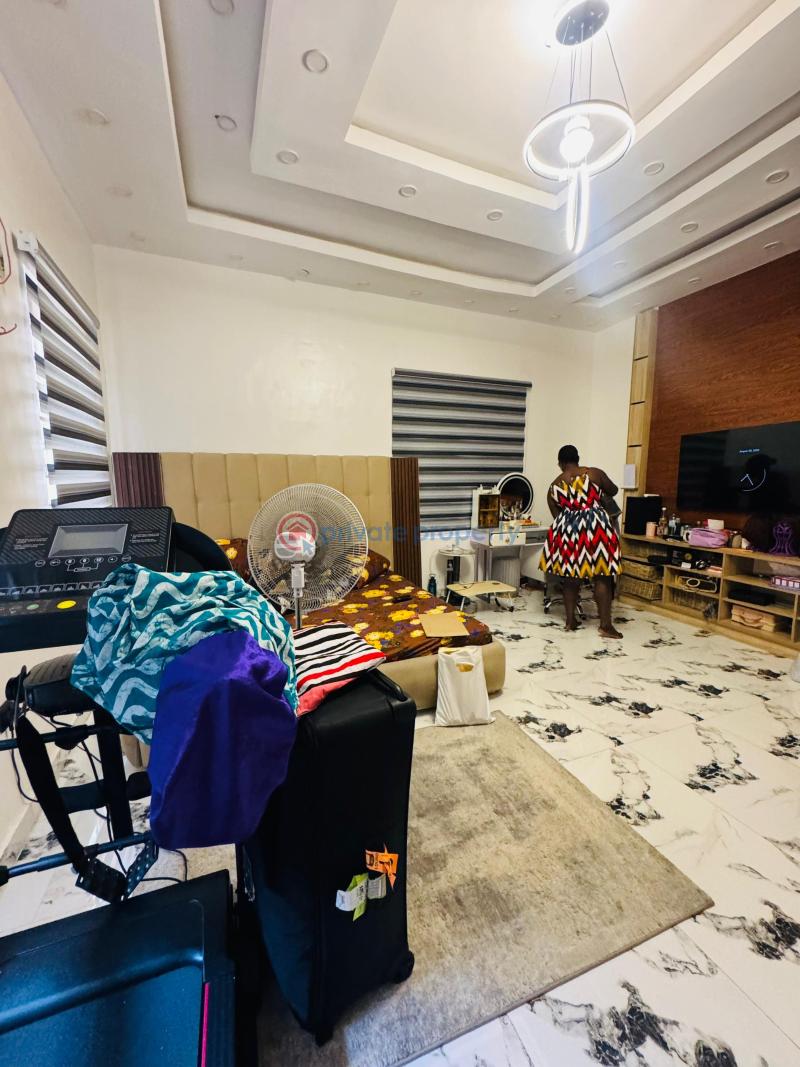4 bedroom House For Sale Ogba Lagos - 4