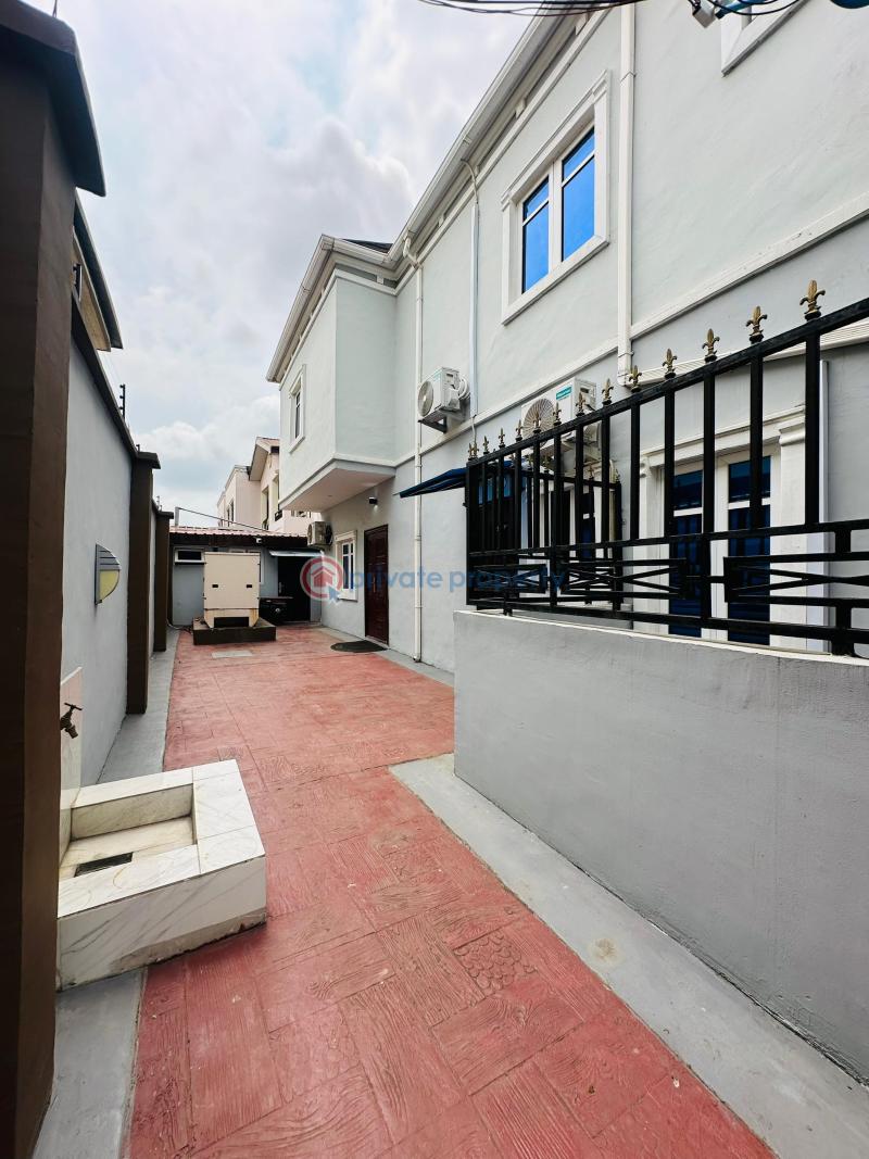 4 bedroom Semi detached Duplex For Sale Magodo GRA Phase 1 Ojodu Lagos - 6